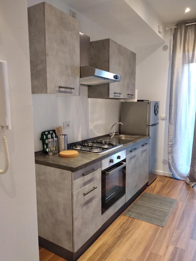 Sevi modern Stay Bari Exterior foto