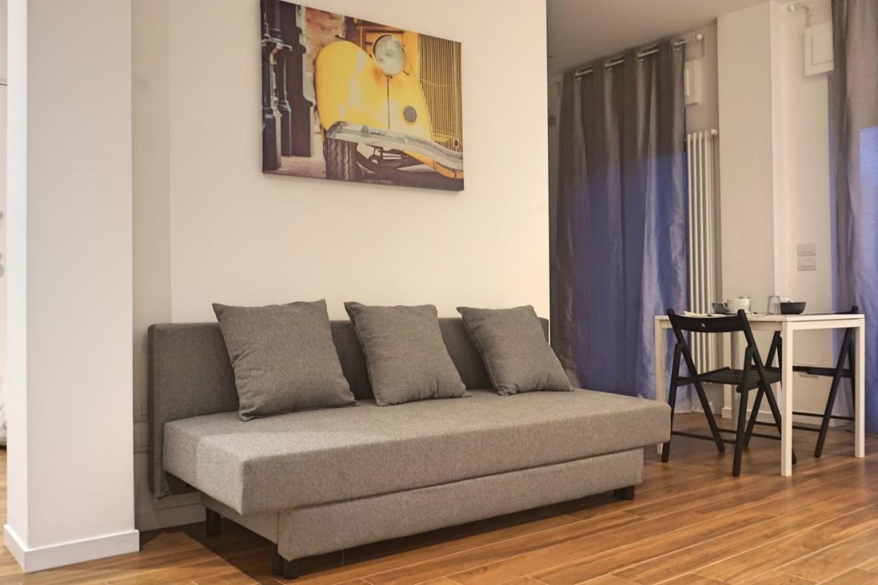 Sevi modern Stay Bari Exterior foto